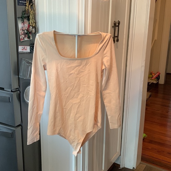 Bellelovin square beck bodysuit.‎ NWOT. Retail 45.25 - Picture 3 of 4